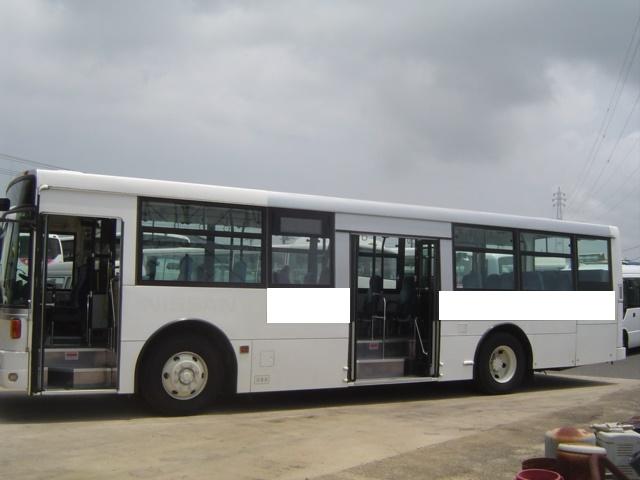 日産ディーゼル 大型送迎バス　８１人乗り（16枚目）