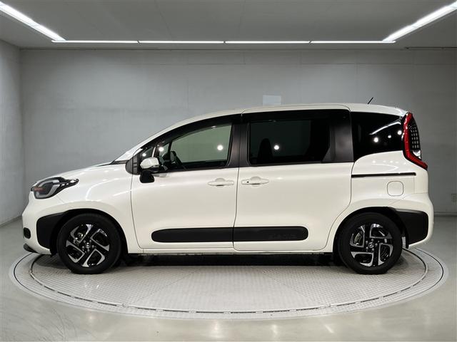 シエンタ ハイブリッドＺ　７人乗り　２３０００キロ　全周囲カメラ　１５００Ｗ給電　　ナビ＆フルセグＴＶ　Ｂｌｕｅｔｏｏｔｈ　ドラレコ　アルミホイール　両側電動スライドドア　ＬＥＤヘッドライト　ブラインドスポットモニター（2枚目）