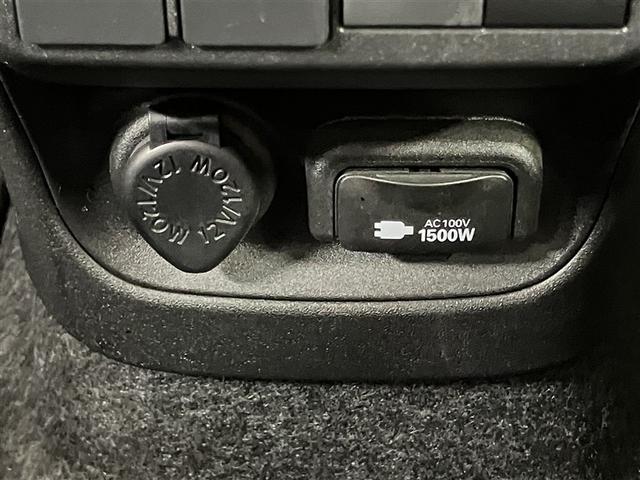 シエンタ ハイブリッドＺ　７人乗り　２３０００キロ　全周囲カメラ　１５００Ｗ給電　　ナビ＆フルセグＴＶ　Ｂｌｕｅｔｏｏｔｈ　ドラレコ　アルミホイール　両側電動スライドドア　ＬＥＤヘッドライト　ブラインドスポットモニター（11枚目）