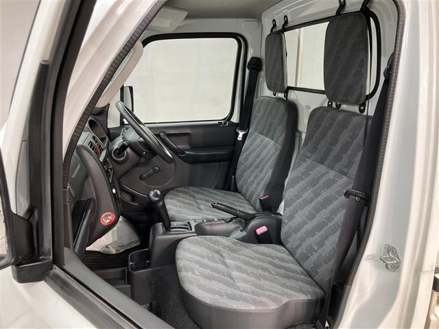 キャリイトラック ＫＣ　２人乗り　７０００キロ　エアコン　パワステ　ＣＤステレオ　ＥＴＣ　運転席エアバッグ　助手席エアバッグ　ＡＢＳ（15枚目）