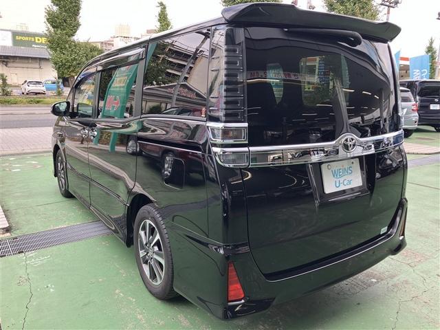 ヴォクシー ＺＳ　煌ＩＩ　７人乗り　３７０００キロ　大型純正ナビ＆フルセグＴＶ　Ｂｌｕｅｔｏｏｔｈ　　ＤＶＤ再生可　ＥＴＣ　ドラレコ　両側電動スライドドア　ＬＥＤヘッドライト　バックカメラ　スマートキー　衝突軽減ブレーキ（3枚目）
