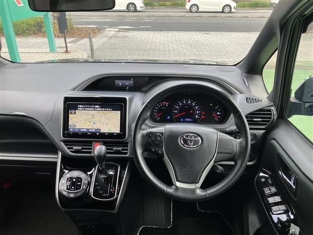 ヴォクシー ＺＳ　煌ＩＩ　７人乗り　３７０００キロ　大型純正ナビ＆フルセグＴＶ　Ｂｌｕｅｔｏｏｔｈ　　ＤＶＤ再生可　ＥＴＣ　ドラレコ　両側電動スライドドア　ＬＥＤヘッドライト　バックカメラ　スマートキー　衝突軽減ブレーキ（5枚目）