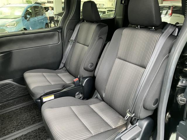 ヴォクシー ＺＳ　煌ＩＩ　７人乗り　３７０００キロ　大型純正ナビ＆フルセグＴＶ　Ｂｌｕｅｔｏｏｔｈ　　ＤＶＤ再生可　ＥＴＣ　ドラレコ　両側電動スライドドア　ＬＥＤヘッドライト　バックカメラ　スマートキー　衝突軽減ブレーキ（14枚目）