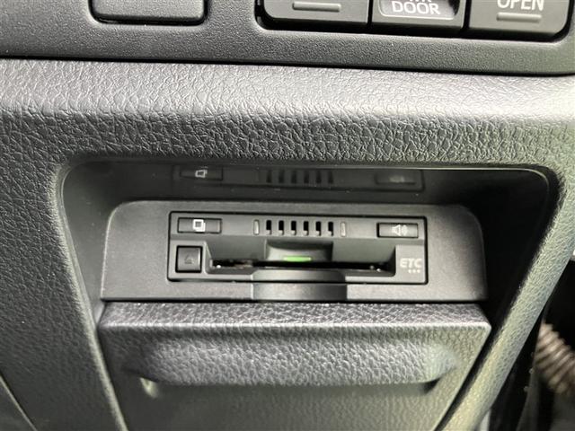 ヴォクシー ＺＳ　煌ＩＩ　７人乗り　３７０００キロ　大型純正ナビ＆フルセグＴＶ　Ｂｌｕｅｔｏｏｔｈ　　ＤＶＤ再生可　ＥＴＣ　ドラレコ　両側電動スライドドア　ＬＥＤヘッドライト　バックカメラ　スマートキー　衝突軽減ブレーキ（18枚目）