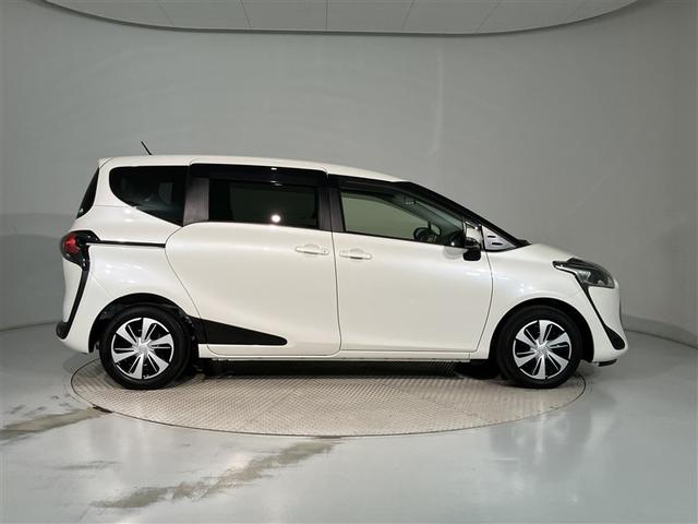 シエンタ Ｇ　クエロ　軽減ブレーキ　両側自動ドア　Ｉストップ　後カメラ　ワンオーナー車　デュアルエアバック　パワーウィンドウ　フルオートエアコン　ＤＶＤ再生可　ウォークスルー　ＬＥＤヘッド　ナビ＆ＴＶ　スマキー　ＶＳＣ（3枚目）