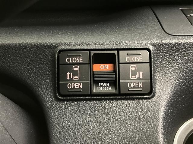 シエンタ Ｇ　クエロ　軽減ブレーキ　両側自動ドア　Ｉストップ　後カメラ　ワンオーナー車　デュアルエアバック　パワーウィンドウ　フルオートエアコン　ＤＶＤ再生可　ウォークスルー　ＬＥＤヘッド　ナビ＆ＴＶ　スマキー　ＶＳＣ（12枚目）