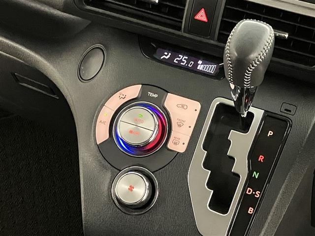 シエンタ Ｇ　クエロ　軽減ブレーキ　両側自動ドア　Ｉストップ　後カメラ　ワンオーナー車　デュアルエアバック　パワーウィンドウ　フルオートエアコン　ＤＶＤ再生可　ウォークスルー　ＬＥＤヘッド　ナビ＆ＴＶ　スマキー　ＶＳＣ（13枚目）
