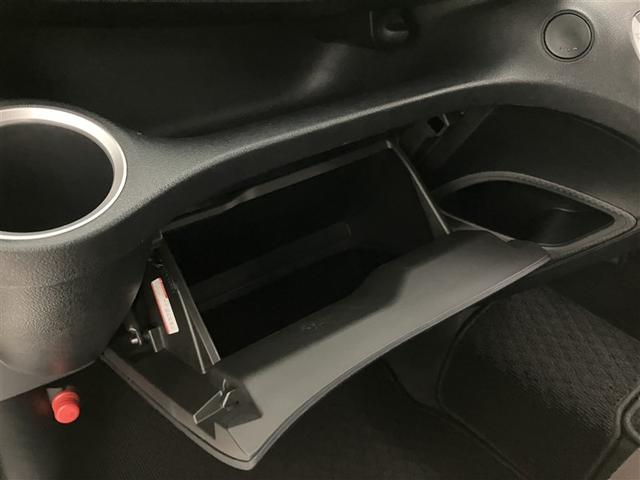 シエンタ Ｇ　クエロ　軽減ブレーキ　両側自動ドア　Ｉストップ　後カメラ　ワンオーナー車　デュアルエアバック　パワーウィンドウ　フルオートエアコン　ＤＶＤ再生可　ウォークスルー　ＬＥＤヘッド　ナビ＆ＴＶ　スマキー　ＶＳＣ（26枚目）