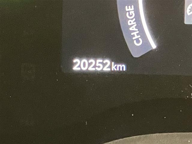 シエンタ ハイブリッドＺ　５人乗り　２１０００キロ　ナビ＆フルセグＴＶ　Ｂｌｕｅｔｏｏｔｈ　全周囲カメラ　１５００Ｗ給電　ブラインドスポットモニター　スマートキー　ドラレコ　ＬＥＤヘッドライト　ワンオーナー　定期点検記録簿（17枚目）