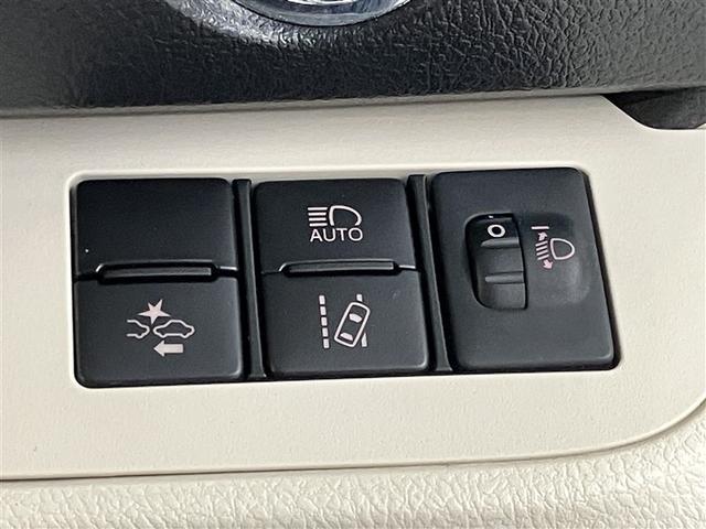 シエンタ Ｇ　ナビ・ＴＶ　スマートキープッシュスタート　アイドリングＳ　リアカメラ　地デジフルセグ　フルオートエアコン　パワーウィンド　ＥＴＣ　運転席エアバック　パワステ　キーフリーシステム　メディアプレイヤー接続（4枚目）