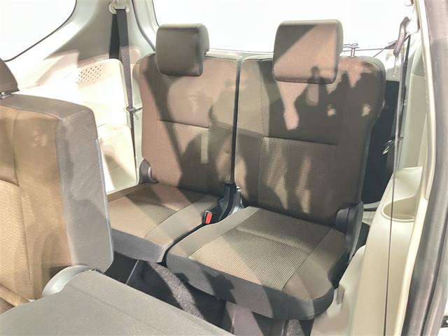 シエンタ Ｇ　ナビ・ＴＶ　スマートキープッシュスタート　アイドリングＳ　リアカメラ　地デジフルセグ　フルオートエアコン　パワーウィンド　ＥＴＣ　運転席エアバック　パワステ　キーフリーシステム　メディアプレイヤー接続（17枚目）