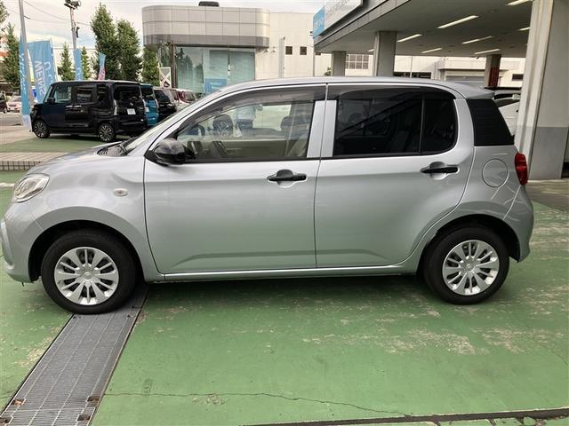 数ある販売店の中から当社の展示車両をご覧になって頂き誠にありがとうございます。ごゆっくりご覧ください。通話料無料☆００７８−６０４４−６２８３