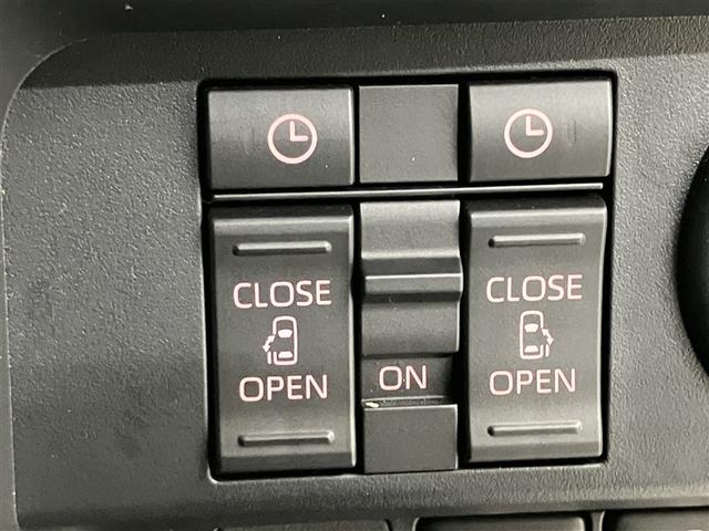 ルーミー カスタムG-T 5人乗り 10000キロ 全周囲カメラ ナビ&フルセグTV Bluetooth スマートキー アルミホイール LEDヘッドライト ETC ワンオーナー 両側電動スライドドア 衝突軽減ブレーキ(10枚目)