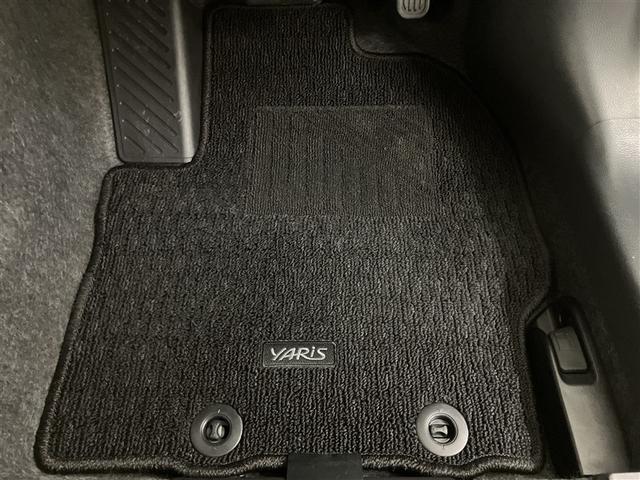 ヤリス ハイブリッドＧ　ＬＥＤライト　アルミホイール　サイドエアバッグ　スマートキ　ナビ　Ｂモニター　ＥＴＣ車載器　横滑り防止装置　クルコン　セキュリティアラーム　メディアプレイヤー接続　ＡＣ１００Ｖ電源　パワステ　ＡＢＳ（34枚目）