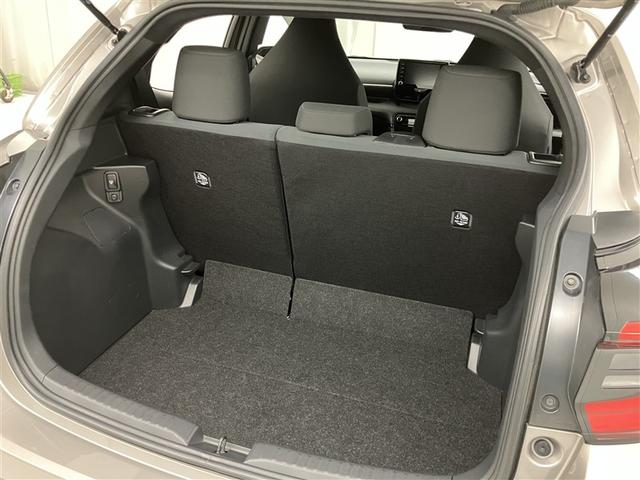 ヤリス ハイブリッドＧ　ＬＥＤライト　アルミホイール　サイドエアバッグ　スマートキ　ナビ　Ｂモニター　ＥＴＣ車載器　横滑り防止装置　クルコン　セキュリティアラーム　メディアプレイヤー接続　ＡＣ１００Ｖ電源　パワステ　ＡＢＳ（37枚目）