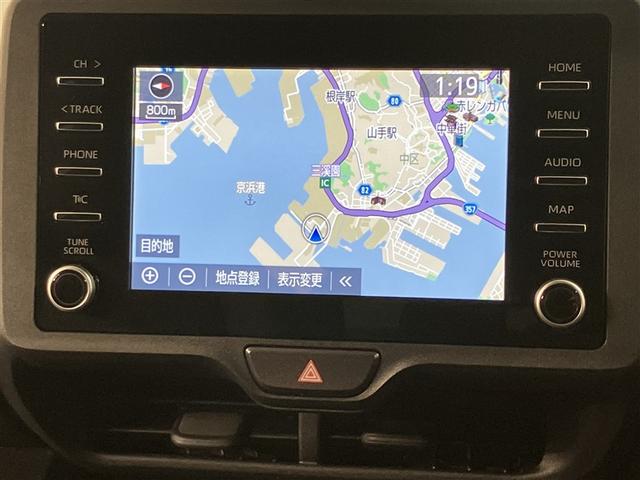 ヤリス Ｘ　ＰＣＳ　横滑り防止装置付き　記録簿有　ワイヤレスキー　バックガイドモニター　盗難防止　サイドエアバック　エアコン　Ｗエアバッグ　パワーウインドウ　ＥＴＣ付き　パワステ　運転席エアバッグ　ナビ　ＡＢＳ（6枚目）