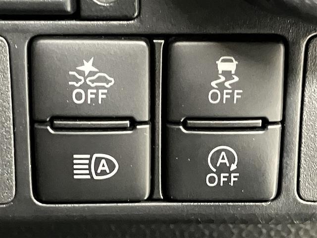 ルーミー カスタムG 5人乗り 33000キロ ナビ&フルセグTV Bluetooth DVD再生可 スマートキー 両側電動スライドドア アルミホイール 定期点検記録簿 ワンオーナー クルーズコントロール 衝突軽減ブレ(10枚目)