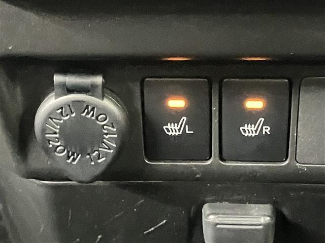 ルーミー カスタムG 5人乗り 33000キロ ナビ&フルセグTV Bluetooth DVD再生可 スマートキー 両側電動スライドドア アルミホイール 定期点検記録簿 ワンオーナー クルーズコントロール 衝突軽減ブレ(16枚目)