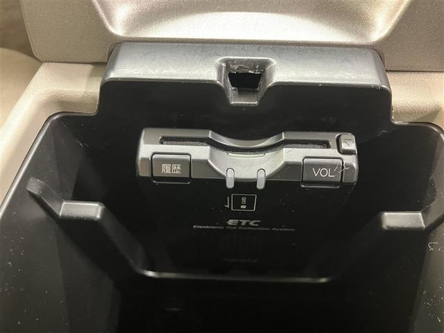 プリウス Gツーリングセレクション 5人乗り 51000キロ ナビ&バックカメラ CDプレーヤー ETC スマートキー ドラレコ クルーズコントロール 盗難防止装置 エアバッグ ABS 横滑り防止装置(9枚目)