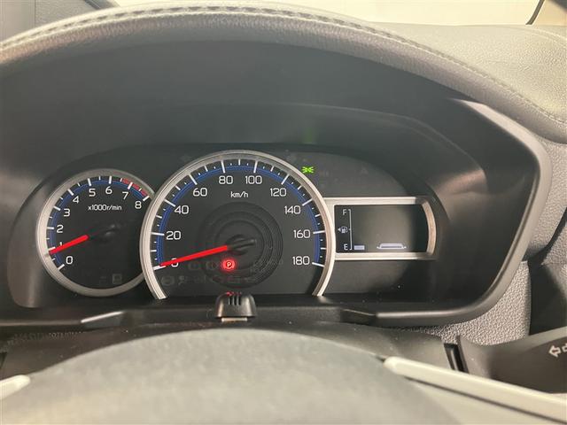 ルーミー カスタムＧ　５人乗り　２４０００キロ　全周囲カメラ　ナビ＆フルセグＴＶ　Ｂｌｕｅｔｏｏｔｈ　　ＤＶＤ再生可　ドラレコ　スマートキー　ＬＥＤヘッドライト　シートヒーター　アルミホイール　車線逸脱警報　衝突軽減（16枚目）