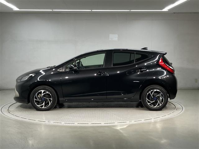 アクア Ｇ　５人乗り　２６０００キロ　全周囲カメラ　１５００Ｗ給電　ナビ＆フルセグＴＶ　Ｂｌｕｅｔｏｏｔｈ　　ＬＥＤヘッドライト　アルミホイール　スマートキー　ワンオーナー　衝突軽減ブレーキ　踏み間違い防止措置（2枚目）