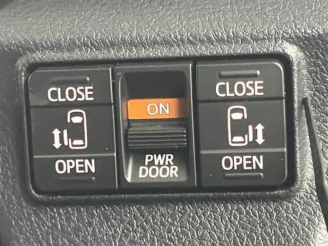 シエンタ Ｇ　７人乗り　１１０００キロ　全周囲カメラ　ナビ＆ワンセグＴＶ　Ｂｌｕｅｔｏｏｔｈ　　前後ドラレコ　ＥＴＣ　　スマートキー　ＬＥＤヘッドライト　両側電動スライドドア　盗難防止装置　衝突軽減　ワンオーナー（12枚目）