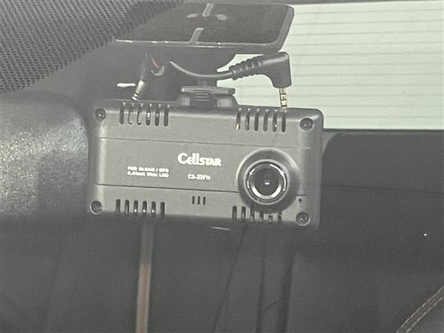 ＲＡＶ４ ハイブリッドアドベンチャー　５人乗り　３１０００キロ　全周囲カメラ　ナビ＆フルセグＴＶ　Ｂｌｕｅｔｏｏｔｈ　ＬＥＤヘッドライト　アルミホイール　ＥＴＣ　　ドラレコ　スマートキー　ワンオーナー　定期点検記録簿　衝突軽減ブレーキ（10枚目）