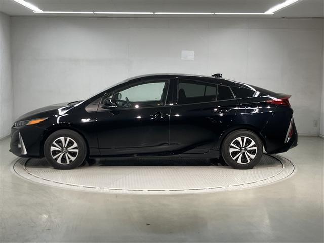 プリウスＰＨＶ Ｓナビパッケージ・セーフティプラス　４人乗り　３４０００キロ　１５００Ｗ給電　充電ケーブル　ナビ＆フルセグＴＶ　Ｂｌｕｅｔｏｏｔｈ　　ＬＥＤヘッドライト　アルミホイール　スマートキー　ＥＴＣ　　ドラレコ　ワンオーナー　定期点検記録簿（2枚目）