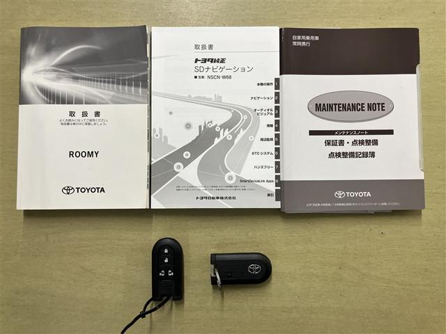 ルーミー Ｇ　追突軽減ブレーキ　パワステ　Ａストップ　オートクルーズコントロール　Ｒカメラ　記録簿付　１セグＴＶ　横滑り防止システム　ウォークスルー　エアバック　セキュリティーアラーム　パワーウィンドウ　ナビ＆ＴＶ（20枚目）