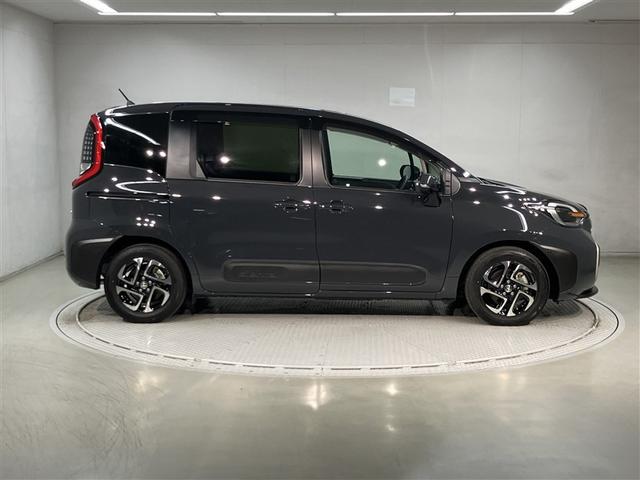 シエンタ ハイブリッドＺ　ＴＳＳ　エアバック　アルミ　キーレスエントリー　ナビＴＶ　イモビライザー　バックモニター　ＬＥＤヘッドライト　ＥＴＣ車載器　横滑り防止　スマートキー　オートエアコン　サイドエアバッグ　ＷＳＲＳ　ＡＢＳ（3枚目）