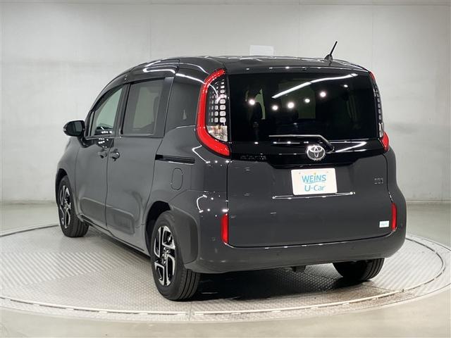 シエンタ ハイブリッドＺ　ＴＳＳ　エアバック　アルミ　キーレスエントリー　ナビＴＶ　イモビライザー　バックモニター　ＬＥＤヘッドライト　ＥＴＣ車載器　横滑り防止　スマートキー　オートエアコン　サイドエアバッグ　ＷＳＲＳ　ＡＢＳ（4枚目）