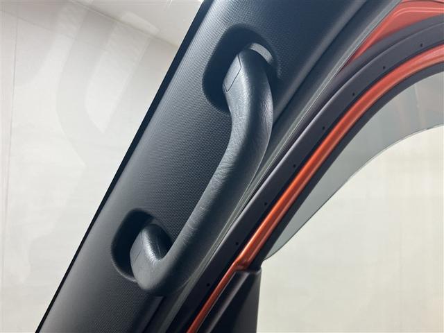 アトレー RS 衝突軽減ブレーキシステム 助手席エアバック スマキー Aストップ ESC 前席パワーウィンドウ オートクルーズコントロール 運転席エアバック LEDヘッドライト キーフリー オートエアコン ABS(15枚目)