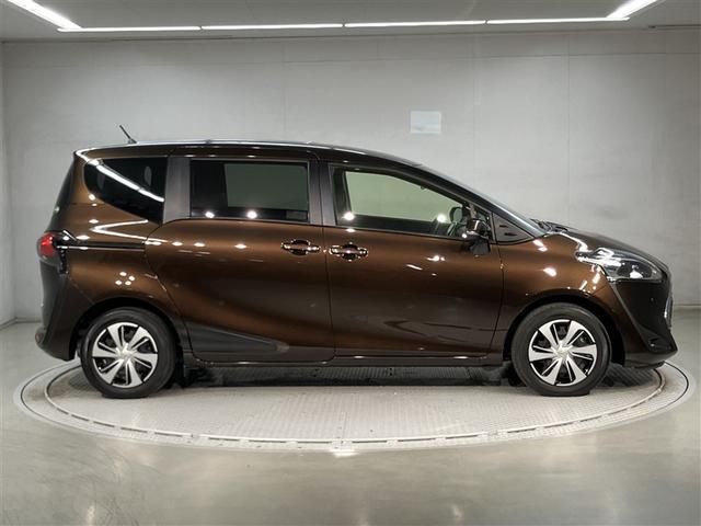 シエンタ ハイブリッドＧ　クエロ　点検記録簿　地デジＴＶ　盗難防止　横滑り防止　ＬＥＤライト　クルコン　ドライブレコーダー　スマートキー　ＥＴＣ　１オーナー　バックモニタ　ＤＶＤ　オ－トエアコン　ＡＵＸ　メモリ－ナビ　エアバッグ（3枚目）