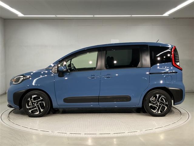 シエンタ Z 1オナ W電動ドア DVD再生 イモビ クルーズC LEDヘッドランプ アルミ ETC Sキー 横滑り防止機能 メモリーナビ パワーウィンドウ 記録簿 エアバック ABS ドラレコ カーテンエアバック(2枚目)