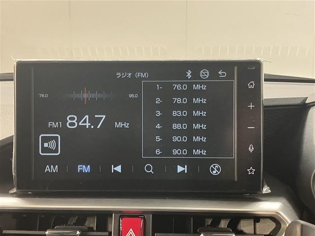 ライズ Ｚ　衝突回避システム　メディアプレイヤー接続　スマートキ－　リヤカメラ　アルミホイール　エコアイドル　ＬＥＤライト　オートエアコン　横滑り防止機能　ＴＶ　キーフリー　パワーウインドウ　エアバッグ　ＡＢＳ付（6枚目）