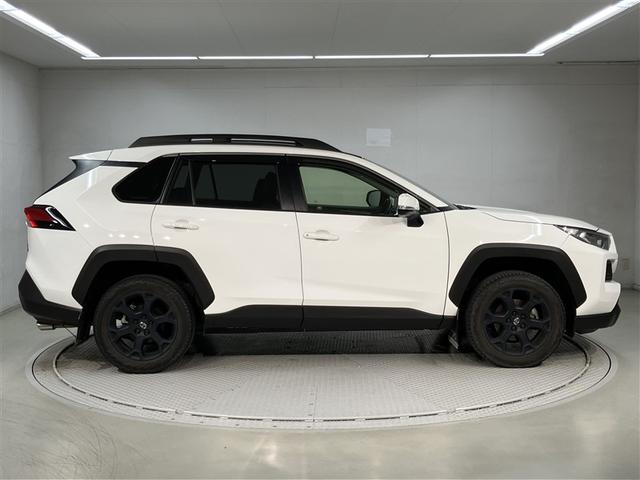 ＲＡＶ４ アドベンチャー　オフロードパッケージ　パワーウインドウ　ＡＡＣ　アルミホイール　キーフリー　ＬＥＤランプ　クルコン　スマートキ　ミュージックプレイヤー接続可　メモリナビ　運転席パワーシート　地デジ　横滑り防止装置　ＡＢＳ　盗難防止装置（3枚目）