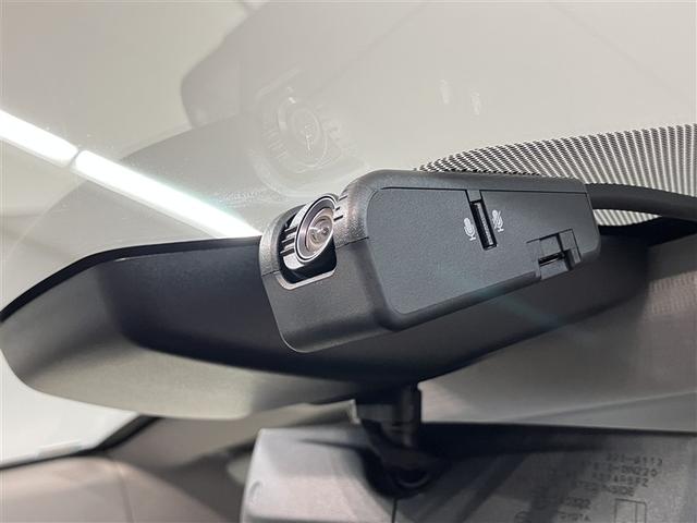 ＲＡＶ４ アドベンチャー　オフロードパッケージ　パワーウインドウ　ＡＡＣ　アルミホイール　キーフリー　ＬＥＤランプ　クルコン　スマートキ　ミュージックプレイヤー接続可　メモリナビ　運転席パワーシート　地デジ　横滑り防止装置　ＡＢＳ　盗難防止装置（9枚目）