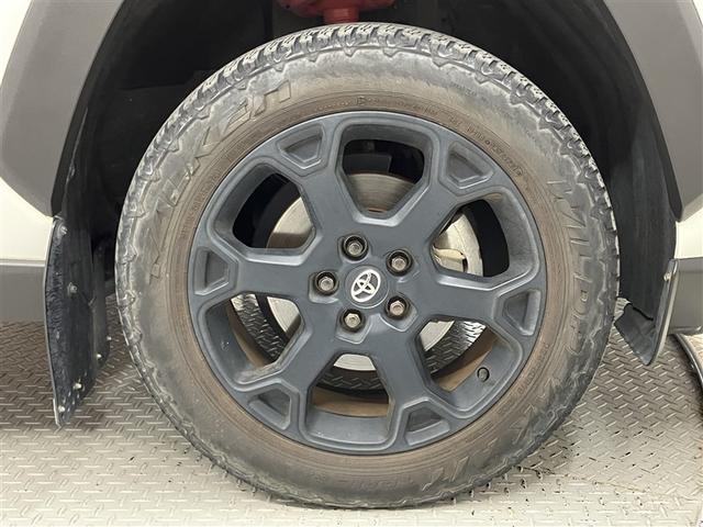 ＲＡＶ４ アドベンチャー　オフロードパッケージ　パワーウインドウ　ＡＡＣ　アルミホイール　キーフリー　ＬＥＤランプ　クルコン　スマートキ　ミュージックプレイヤー接続可　メモリナビ　運転席パワーシート　地デジ　横滑り防止装置　ＡＢＳ　盗難防止装置（22枚目）