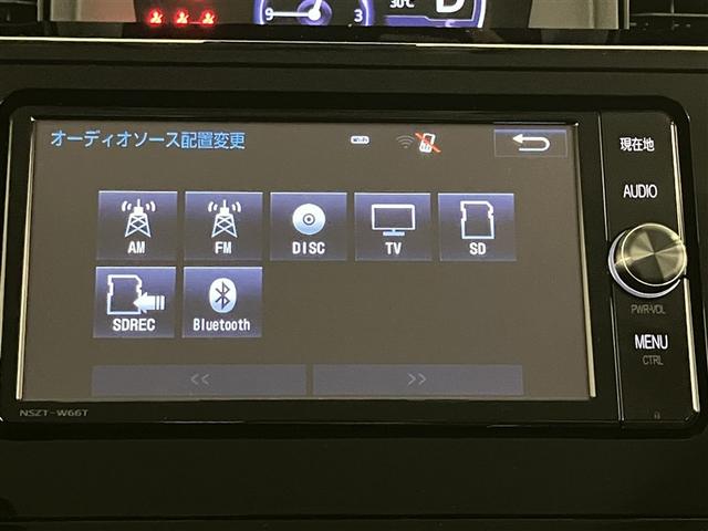 ルーミー カスタムG S 衝突軽減ブレーキシステム 地デジTV スマートキ- 整備記録簿 両側電動D イモビライザー ドラレコ付き LEDライト 1オナ Bモニター パワステ VSC クルコン DVD視聴 ETC ナビTV(9枚目)