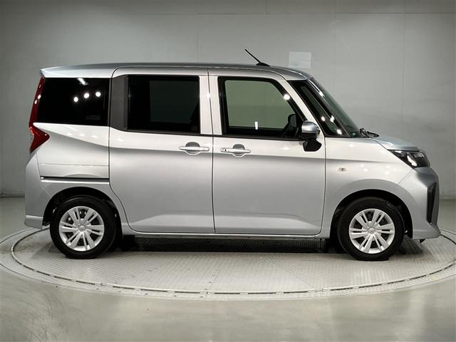 ルーミー Ｘ　左オートスライド　ＡＣ　ＶＳＣ　ＰＷ　ＷエアＢ　ワンオーナ　イモビライザー　パワーステアリング　エアバッグ　バックモニター　アイドルストップ　メディアプレイヤー接続　キーレスエントリー　ナビＴＶ（3枚目）