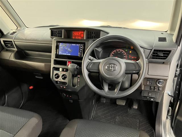 ルーミー Ｘ　左オートスライド　ＡＣ　ＶＳＣ　ＰＷ　ＷエアＢ　ワンオーナ　イモビライザー　パワーステアリング　エアバッグ　バックモニター　アイドルストップ　メディアプレイヤー接続　キーレスエントリー　ナビＴＶ（5枚目）