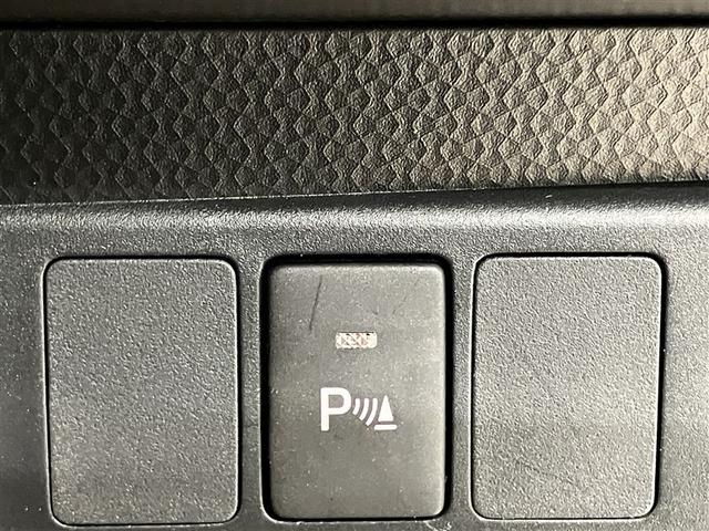 ルーミー Ｘ　左オートスライド　ＡＣ　ＶＳＣ　ＰＷ　ＷエアＢ　ワンオーナ　イモビライザー　パワーステアリング　エアバッグ　バックモニター　アイドルストップ　メディアプレイヤー接続　キーレスエントリー　ナビＴＶ（10枚目）