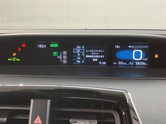 プリウス Ａ　衝突軽減ブレーキシステム　Ｂモニタ　ＬＥＤヘッド　クルーズコントロール　セキュリティー　スマートキー　パワーステアリング　ＥＴＣ　アルミホイル　オートエアコン　ＳＲＳ　ＡＢＳ　パワーウィンドウ　ＶＳＣ（12枚目）