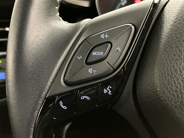 C-HR G モード ネロ セーフティプラスIII プリクラッシュセーフティ 盗難防止装置 LEDヘッドライト キーレス 半革 クルコン 定期点検記録簿 メモリーナビ スマートキー ミュージックプレイヤー接続可 ナビ ワンオーナー バックカメラ(14枚目)