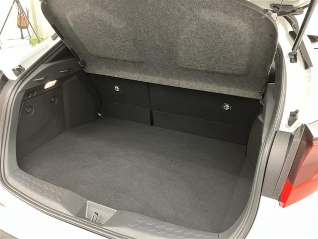 C-HR G モード ネロ セーフティプラスIII プリクラッシュセーフティ 盗難防止装置 LEDヘッドライト キーレス 半革 クルコン 定期点検記録簿 メモリーナビ スマートキー ミュージックプレイヤー接続可 ナビ ワンオーナー バックカメラ(35枚目)