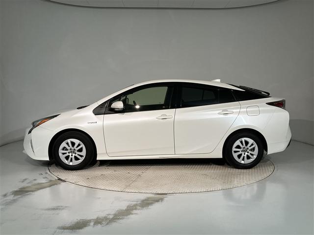 プリウス Ｓセーフティプラス　衝突回避システム　１セグ　Ｂモニター　ＬＥＤライト　クルコン　ＥＴＣ装備　スマートＫＥＹ　ナビＴＶ　イモビライザー　横滑り防止機能　ＰＷ　カーテンエアバッグ　キーレスエントリー　オ－トエアコン　アルミ（2枚目）