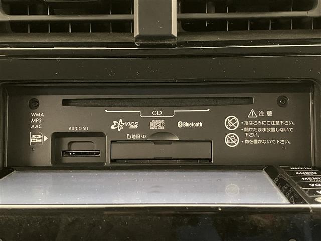 プリウス Ｓセーフティプラス　衝突回避システム　１セグ　Ｂモニター　ＬＥＤライト　クルコン　ＥＴＣ装備　スマートＫＥＹ　ナビＴＶ　イモビライザー　横滑り防止機能　ＰＷ　カーテンエアバッグ　キーレスエントリー　オ－トエアコン　アルミ（8枚目）