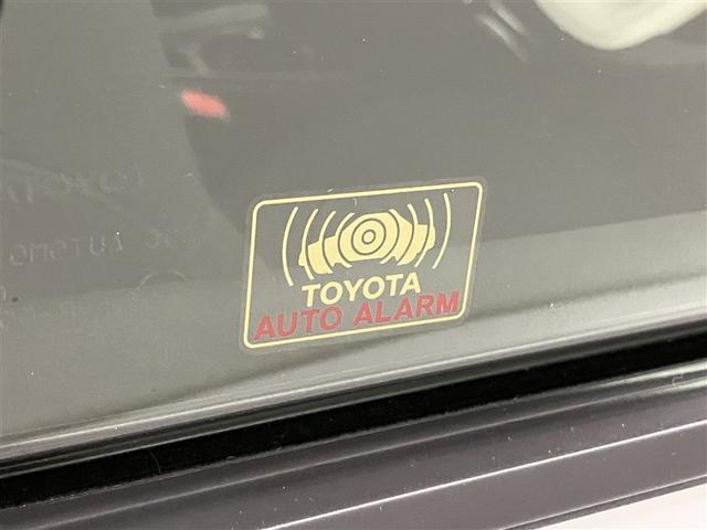 プリウス Ｓセーフティプラス　衝突回避システム　１セグ　Ｂモニター　ＬＥＤライト　クルコン　ＥＴＣ装備　スマートＫＥＹ　ナビＴＶ　イモビライザー　横滑り防止機能　ＰＷ　カーテンエアバッグ　キーレスエントリー　オ－トエアコン　アルミ（29枚目）