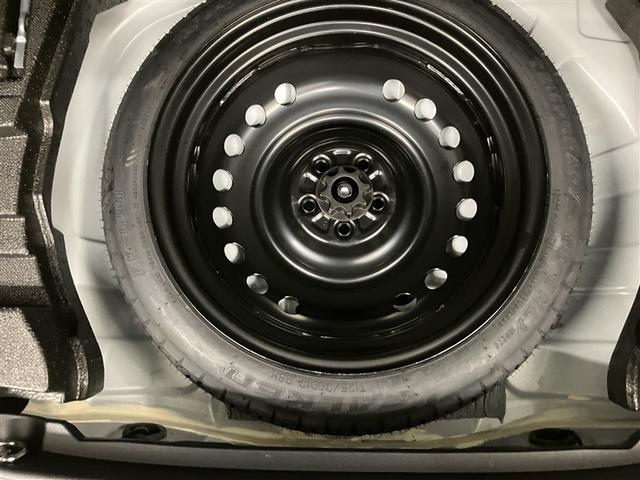 プリウス Ｓセーフティプラス　衝突回避システム　１セグ　Ｂモニター　ＬＥＤライト　クルコン　ＥＴＣ装備　スマートＫＥＹ　ナビＴＶ　イモビライザー　横滑り防止機能　ＰＷ　カーテンエアバッグ　キーレスエントリー　オ－トエアコン　アルミ（38枚目）