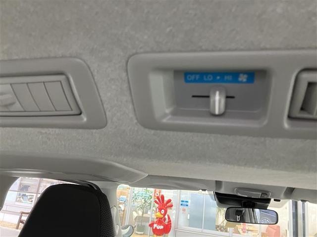 ハイエースバン ロングDX ブレーキサポート リアカメラ PW 運転席エアバッグ ナビテレビ 横滑り防止 イモビ付 パワーステアリング エアコン ミュージックプレイヤー接続可 ABS キーレス ワンセグテレビ AC100V(19枚目)